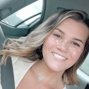 Meet your Posher, Maddie